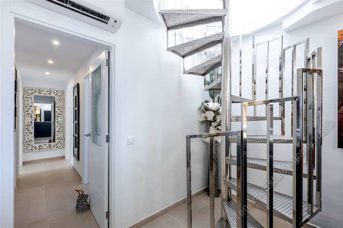 Image No.8-4 Bed Apartment for sale