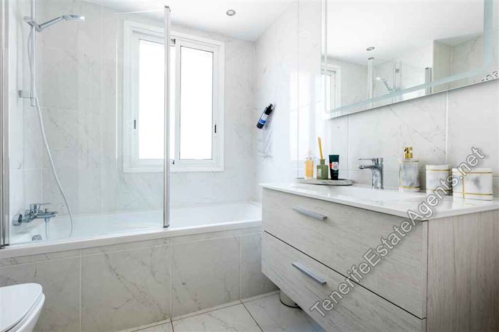 Image No.27-2 Bed Apartment for sale