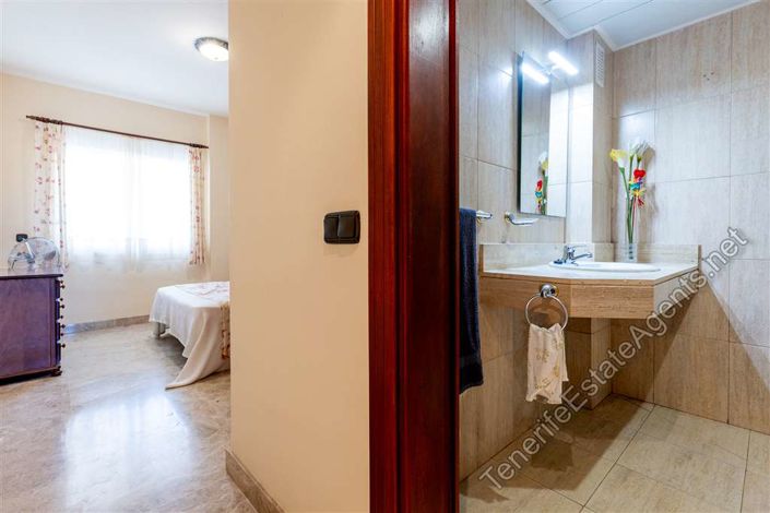 Image No.26-2 Bed Apartment for sale