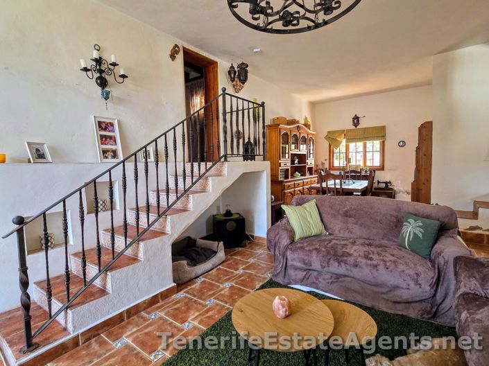 Image No.10-2 Bed Villa for sale