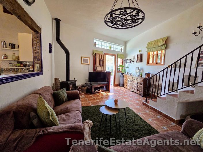 Image No.9-2 Bed Villa for sale