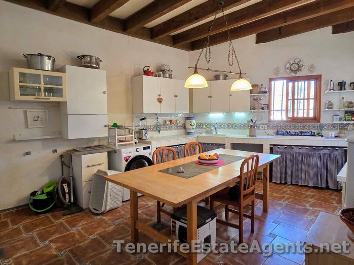 Image No.14-2 Bed Villa for sale