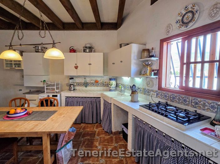 Image No.16-2 Bed Villa for sale