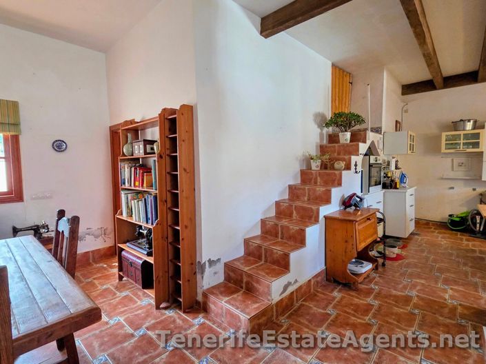 Image No.18-2 Bed Villa for sale