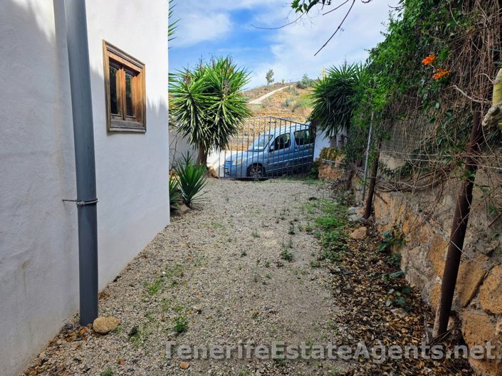 Image No.28-2 Bed Villa for sale