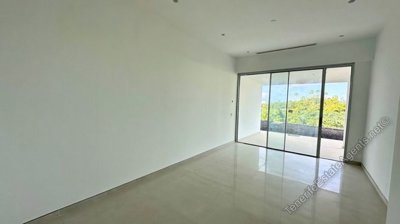 427885129