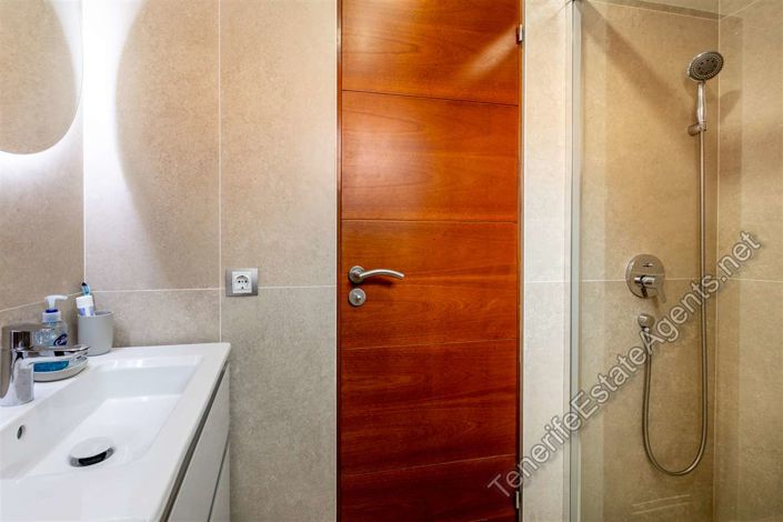 Image No.33-4 Bed Villa for sale