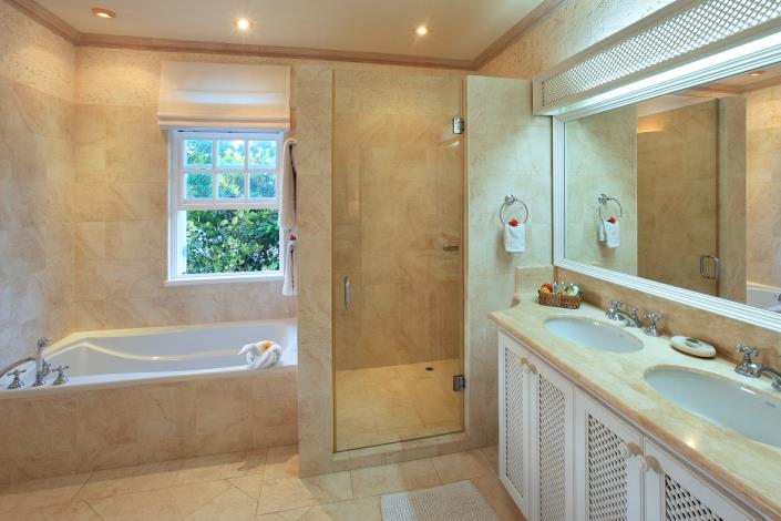 Image No.9-Maison / Villa de 5 chambres à vendre à Sandy Lane