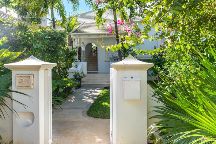 Image No.2-3 Bed Villa for sale