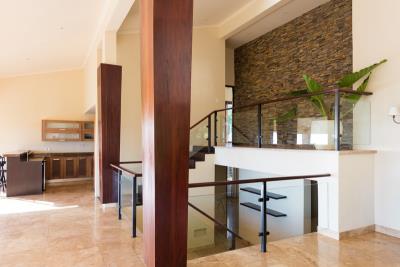 CLOUD-REACH-MAIN-FLOOR-ACCESS