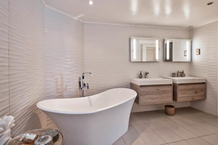 Image No.14-3 Bed Penthouse for sale