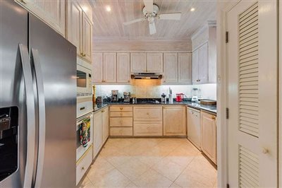 beacon-hill-203-ocean-view-10