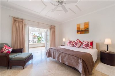 schooner-bay-penthouse-no303-19