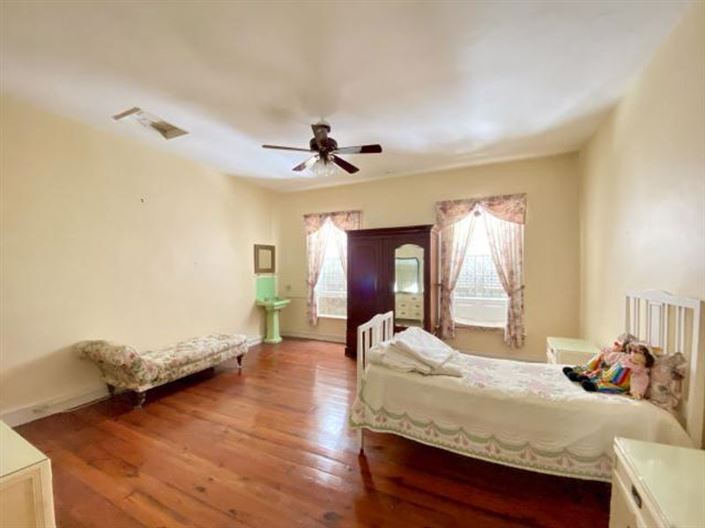 Image No.11-5 Bed Villa for sale