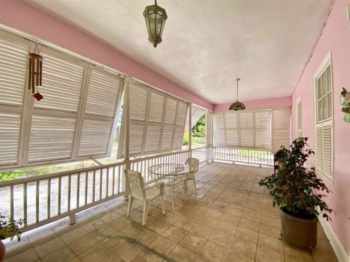 Image No.17-5 Bed Villa for sale