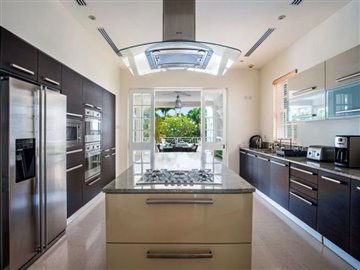 westland-heights-villa-8-10