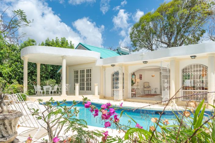 Image No.1-4 Bed House for sale