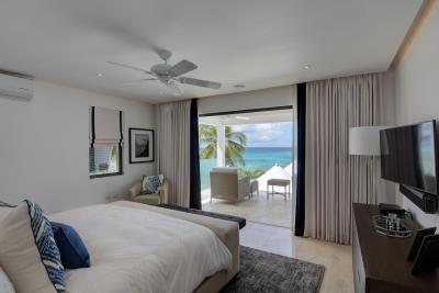 64-masterbedroom_--1-