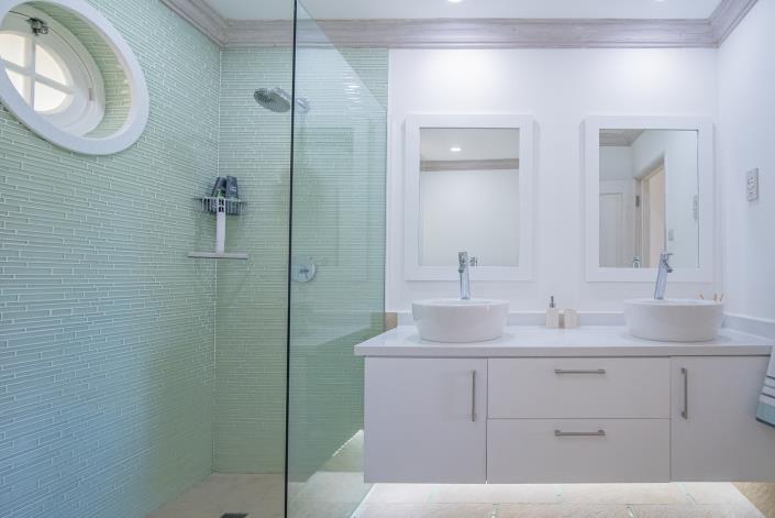 Image No.22-3 Bed Townhouse for sale