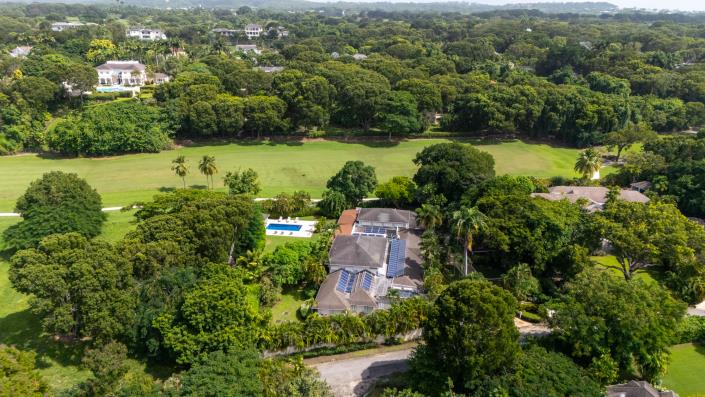 Image No.26-5 Bed Villa for sale