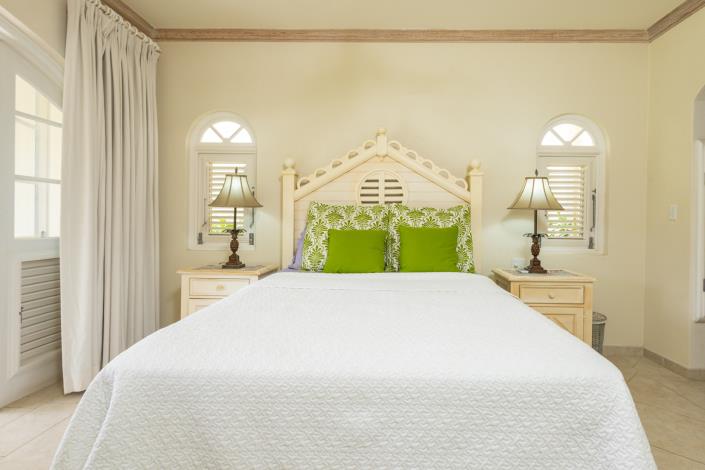 Image No.16-2 Bed Villa for sale