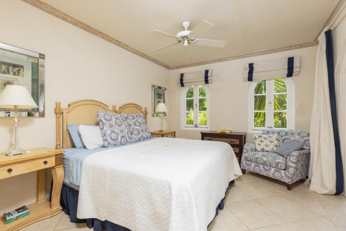 Image No.18-2 Bed Villa for sale