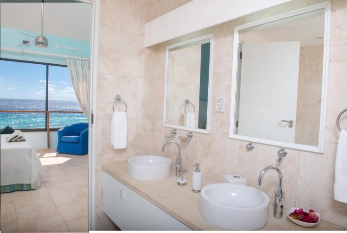 Image No.3-Appartement de 3 chambres à vendre à Oistins