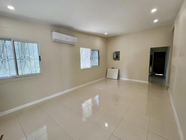 Image No.4-3 Bed Villa for sale