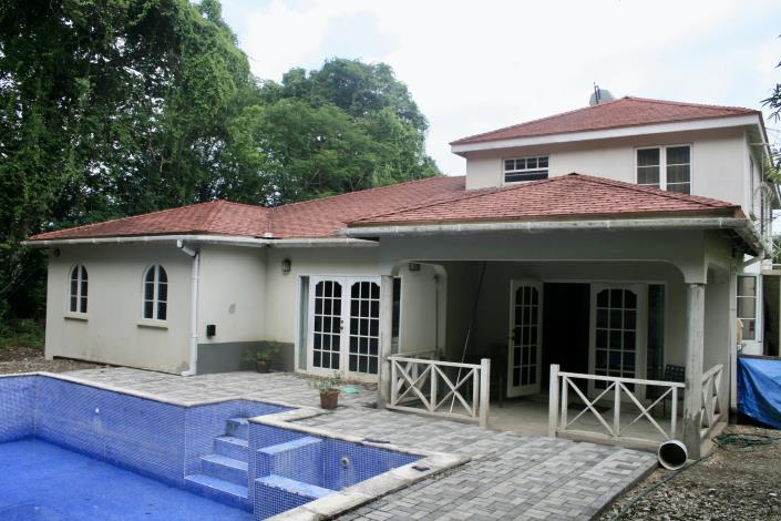 Image No.1-5 Bed House for sale