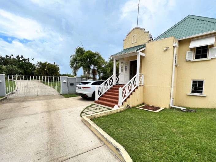 Image No.3-Maison de ville de 2 chambres à vendre à Alleynes Bay