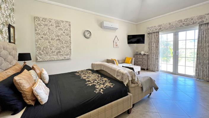 Image No.19-3 Bed Villa for sale
