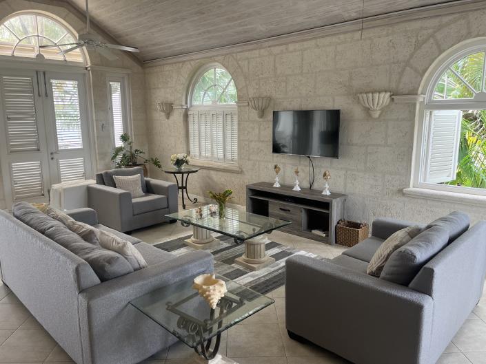 Image No.3-3 Bed Villa for sale