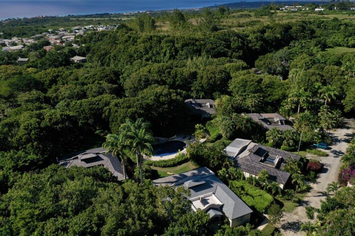 Image No.56-4 Bed Villa for sale