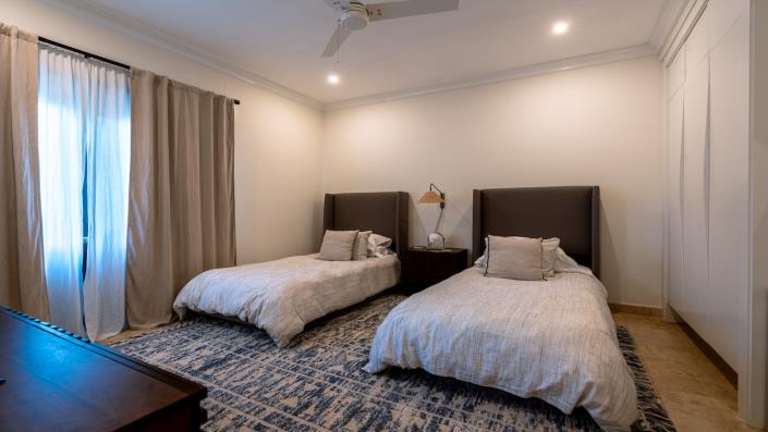 Image No.24-3 Bed Villa for sale