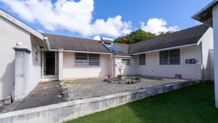 Image No.24-3 Bed House for sale