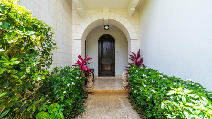 Image No.20-3 Bed Townhouse for sale