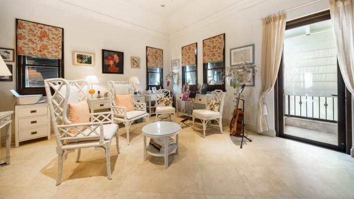 Image No.17-3 Bed Townhouse for sale
