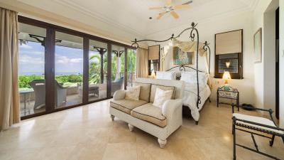 fairway-villa-7-apes-hill-st-james-master-bedroom