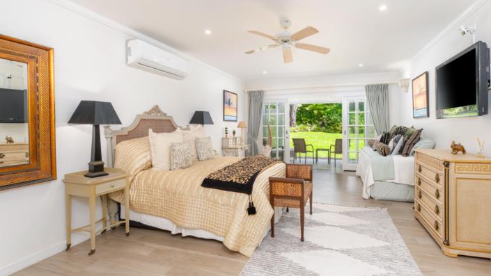 Image No.8-4 Bed Villa for sale