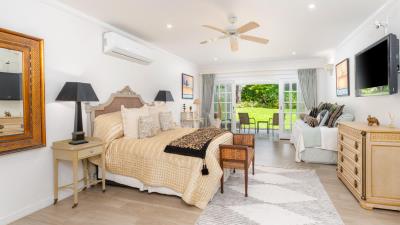 sle-casa-caoba-master-bedroom