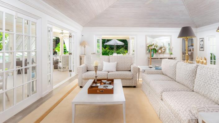 Image No.2-4 Bed Villa for sale