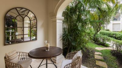 beach-happy-patio