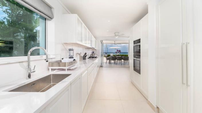 Image No.8-5 Bed Villa for sale