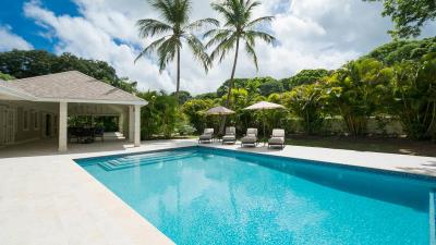 sle-fairways-pool-angle