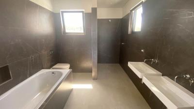 hocus-villa-bathroom-double-vanity