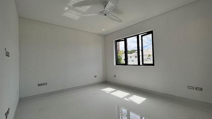 Image No.20-4 Bed Villa for sale