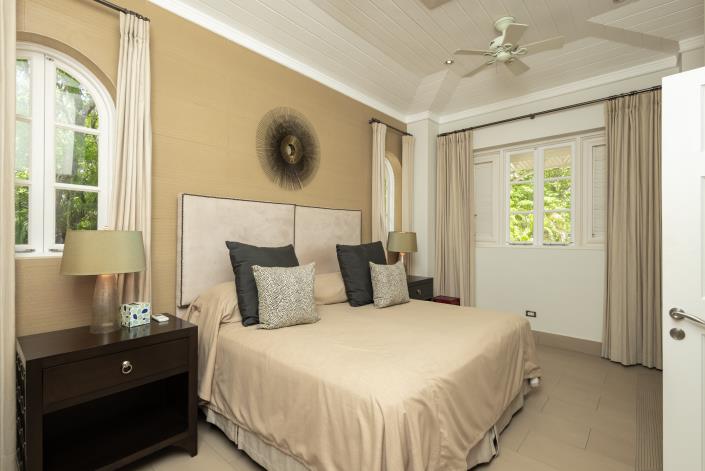 Image No.29-5 Bed Villa for sale