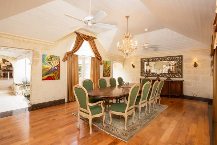 Image No.7-5 Bed Villa for sale