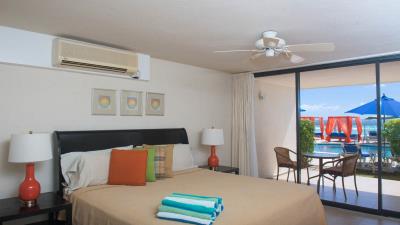 slbc-no4-master-bedroom