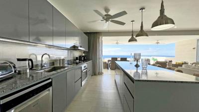westmoreland-hills-46-kitchen-panoramic